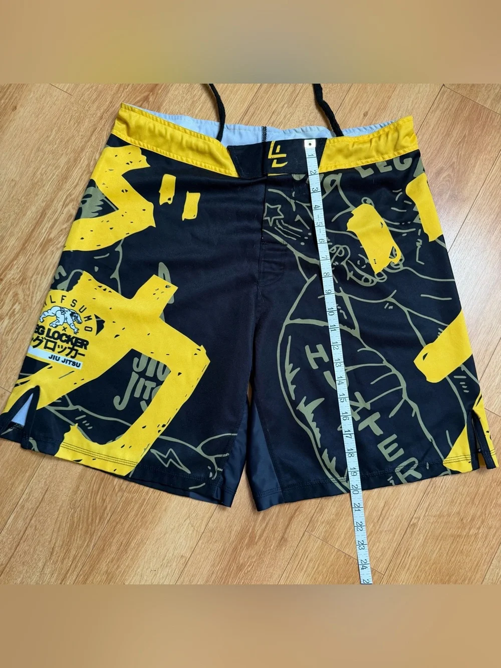 Leg locker half sumo